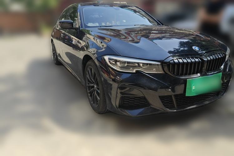 Used BMW 3 Series 2022 325Li M Sport Night Edition Package Front Right 45 Deg