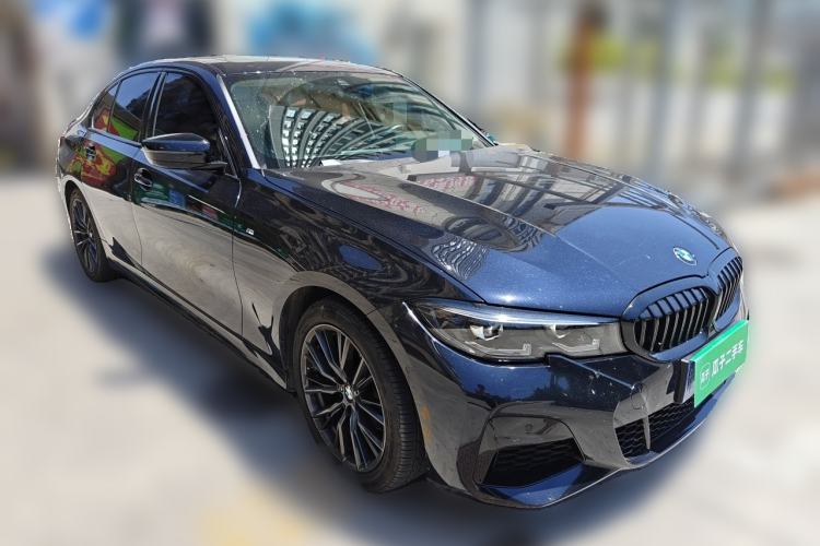 Used BMW 3 Series 2022 Revised 325i M Sport Night Edition Package Front Right 45 Deg