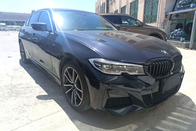 Used BMW 3 Series 2022 325Li M Sport Package Front Right 45 Deg