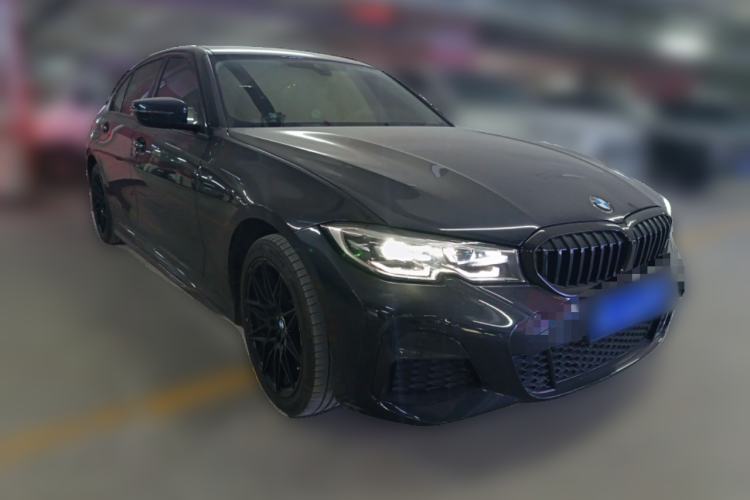 Used BMW 3 Series 2022 325Li xDrive M Sport Package Front Right 45 Deg