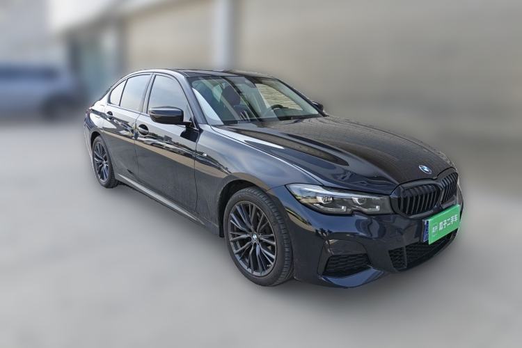 Used BMW 3 Series 2022 Revised 325i M Sport Night Edition Package Front Right 45 Deg