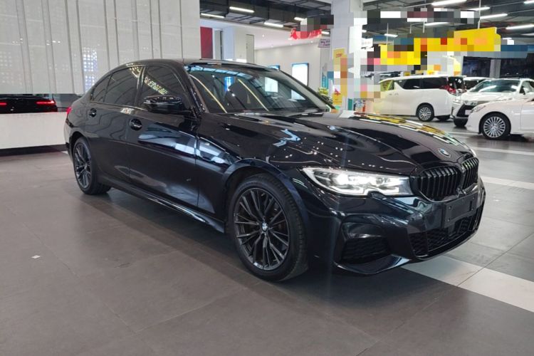 Used BMW 3 Series 2022 Restyled 330Li xDrive M Sport Night Edition Package Front Right 45 Deg