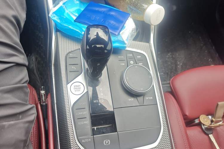 Used BMW 3 Series 2022 Restyled 325Li M Sport Night Edition Package Gear Lever