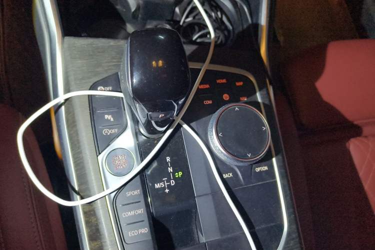 Used BMW 3 Series 2022 Updated 325i M Sport Package Gear Lever