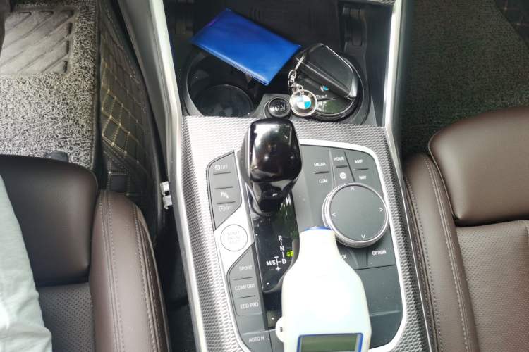 Used BMW 3 Series 2022 325i M Sport Night Edition Package Gear Lever