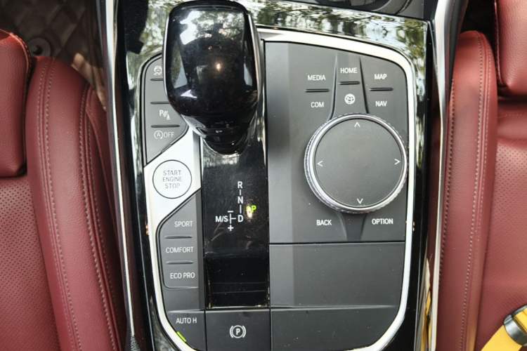 Used BMW 3 Series 2022 320Li M Sport Package Gear Lever