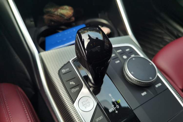 Used BMW 3 Series 2022 325i M Sport Night Edition Package Gear Lever