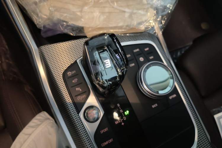 Used BMW 3 Series 2022 Restyled 325Li M Sport Night Edition Package Gear Lever