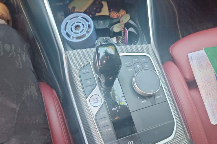 Used BMW 3 Series 2022 330i M Sport Night Edition Gear Lever
