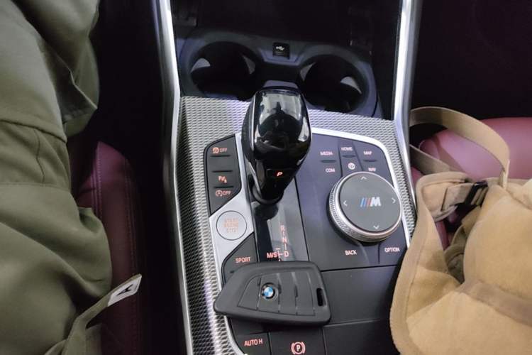 Used BMW 3 Series 2022 325i M Sport Night Edition Package Gear Lever