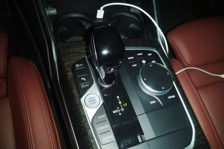 Used BMW 3 Series 2022 325Li M Sport Package Gear Lever