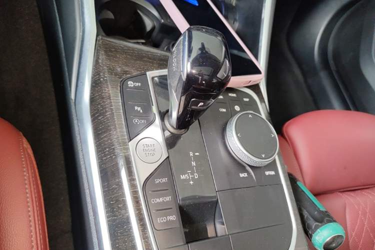 Used BMW 3 Series 2022 325Li M Sport Package Gear Lever