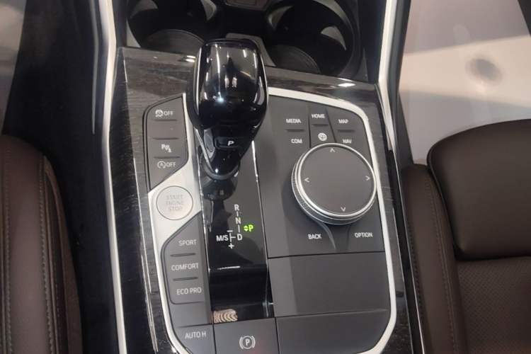 Used BMW 3 Series 2022 325Li xDrive M Sport Package Gear Lever