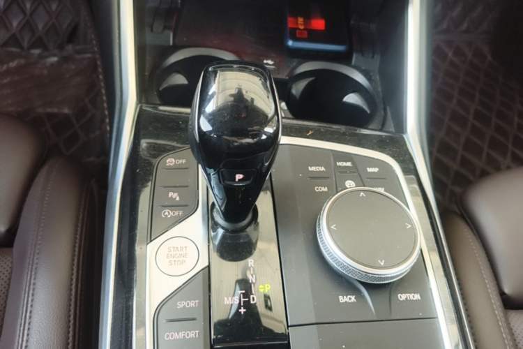 Used BMW 3 Series 2022 Updated 325Li M Sport Package Gear Lever