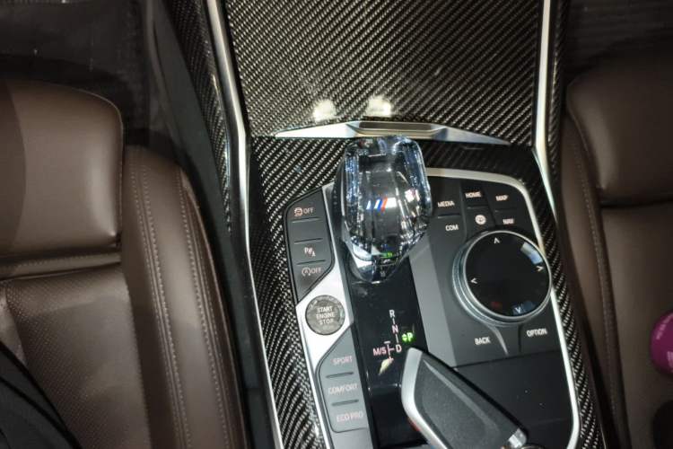Used BMW 3 Series 2022 325i M Sport Night Edition Package Gear Lever