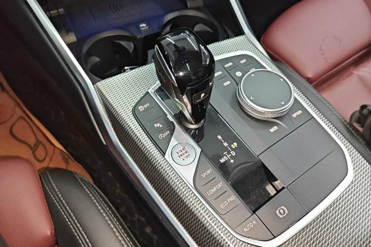 Used BMW 3 Series 2022 325i M Sport Night Edition Package Gear Lever