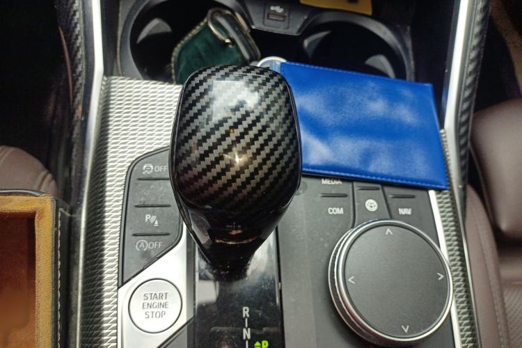 Used BMW 3 Series 2022 Revised 325i M Sport Night Edition Package Gear Lever