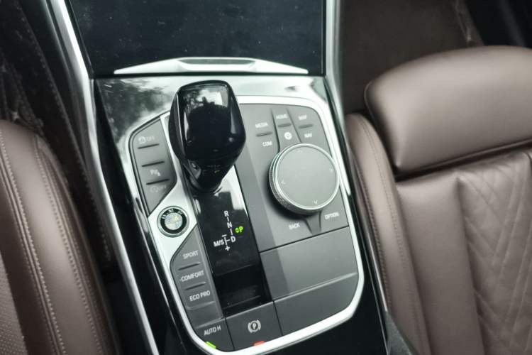 Used BMW 3 Series 2022 320Li M Sport Package Gear Lever