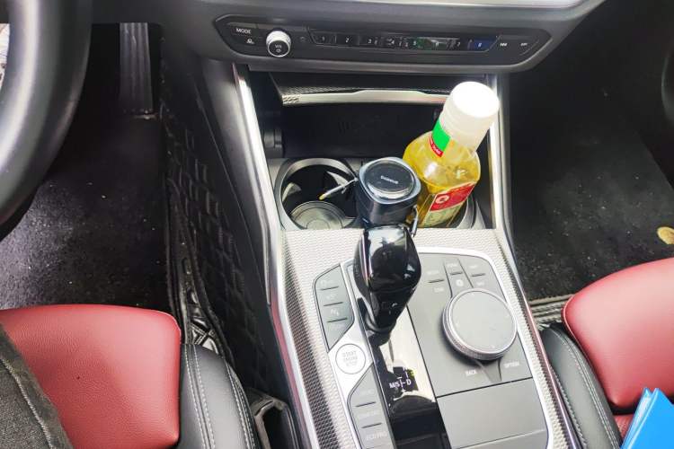 Used BMW 3 Series 2022 Updated 330i M Sport Night Edition Package Gear Lever