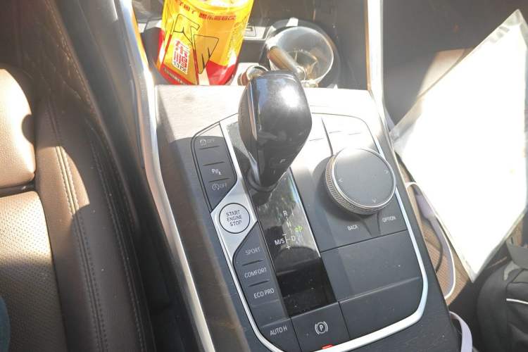 Used BMW 3 Series 2022 325i M Sport Package Gear Lever
