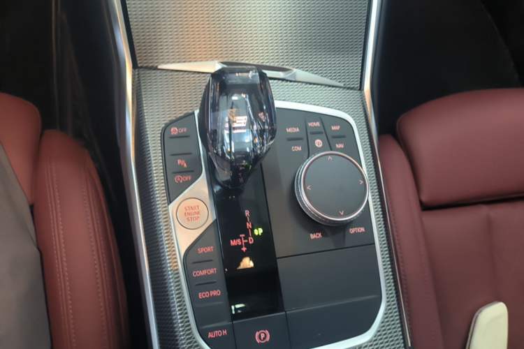 Used BMW 3 Series 2022 325i M Sport Night Edition Package Gear Lever