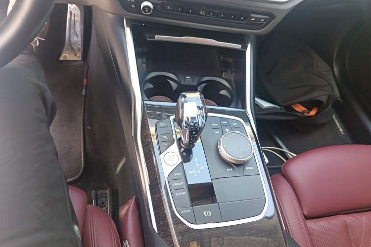 Used BMW 3 Series 2022 325Li M Sport Package Gear Lever