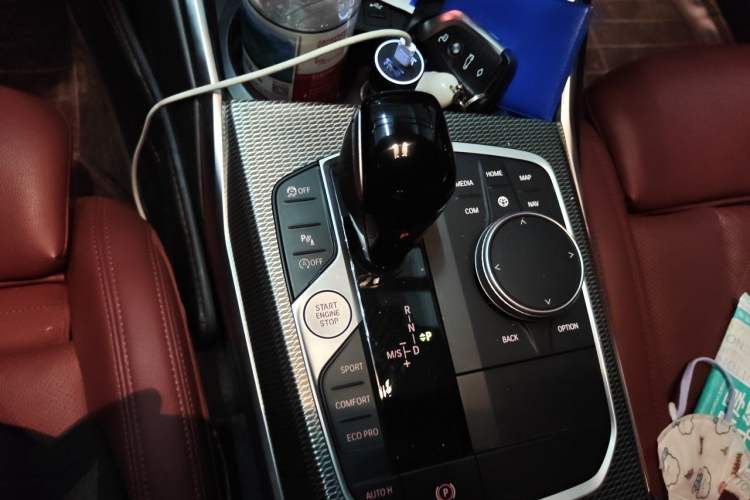 Used BMW 3 Series 2022 330i M Sport Night Edition Gear Lever