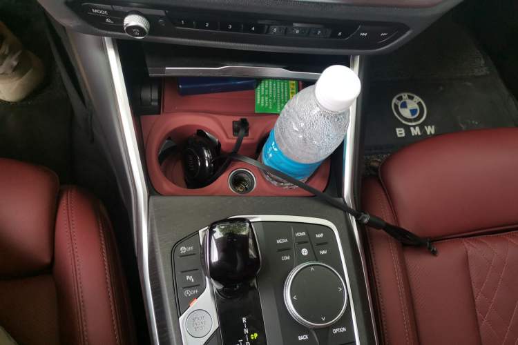 Used BMW 3 Series 2022 Updated 325i M Sport Package Gear Lever