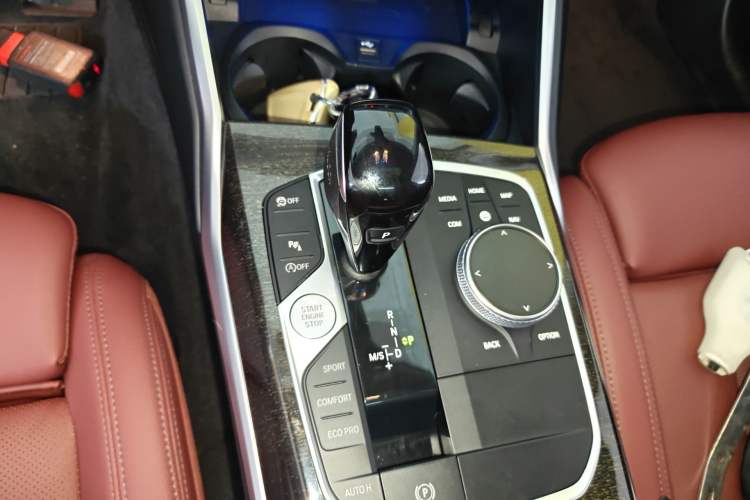 Used BMW 3 Series 2022 325Li M Sport Package Gear Lever