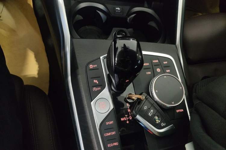Used BMW 3 Series 2022 Updated 325i M Sport Package Gear Lever