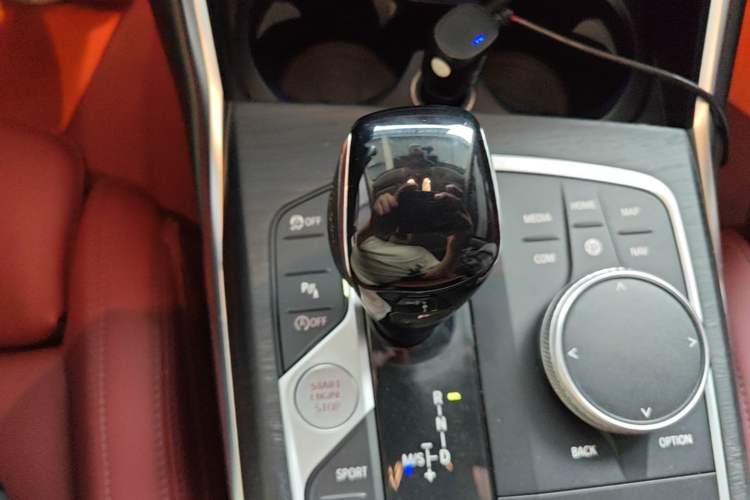 Used BMW 3 Series 2022 Updated 325i M Sport Package Gear Lever