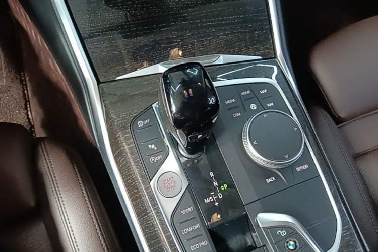 Used BMW 3 Series 2022 325Li M Sport Package Gear Lever
