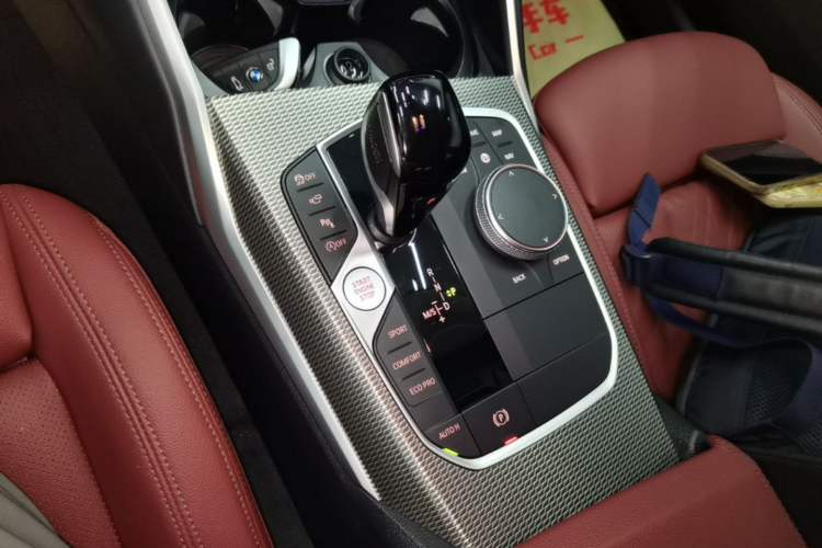 Used BMW 3 Series 2022 Revised 325i M Sport Night Edition Package Gear Lever