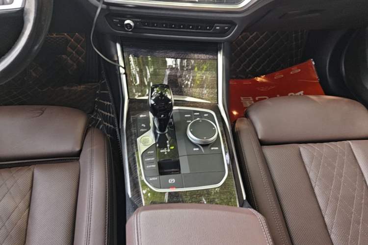 Used BMW 3 Series 2022 325Li M Sport Package Gear Lever