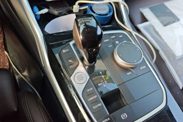 Used BMW 3 Series 2022 320Li M Sport Package Gear Lever