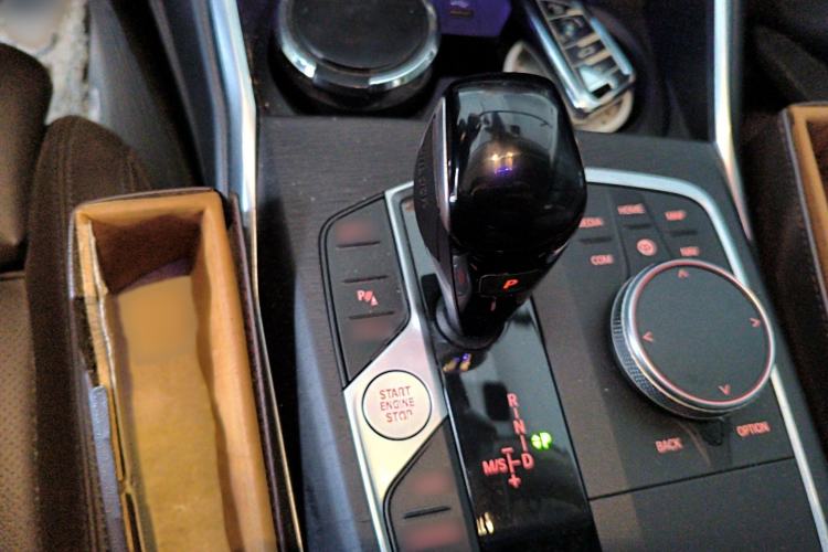 Used BMW 3 Series 2022 325i M Sport Package Gear Lever