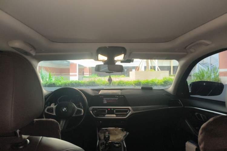 Used BMW 3 Series 2022 Restyled 325Li M Sport Night Edition Package Headliner