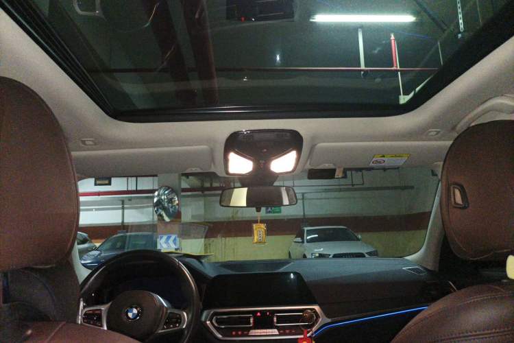 Used BMW 3 Series 2022 Updated 325i M Sport Package Headliner