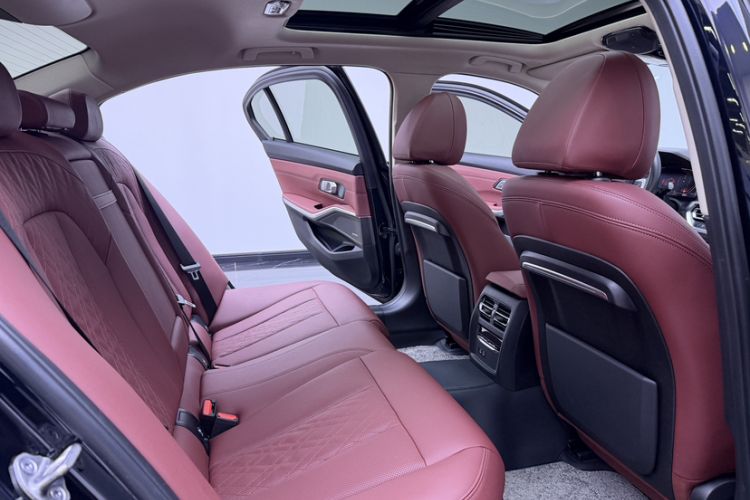 Used BMW 3 Series 2022 325Li M Sport Night Edition Package Headliner