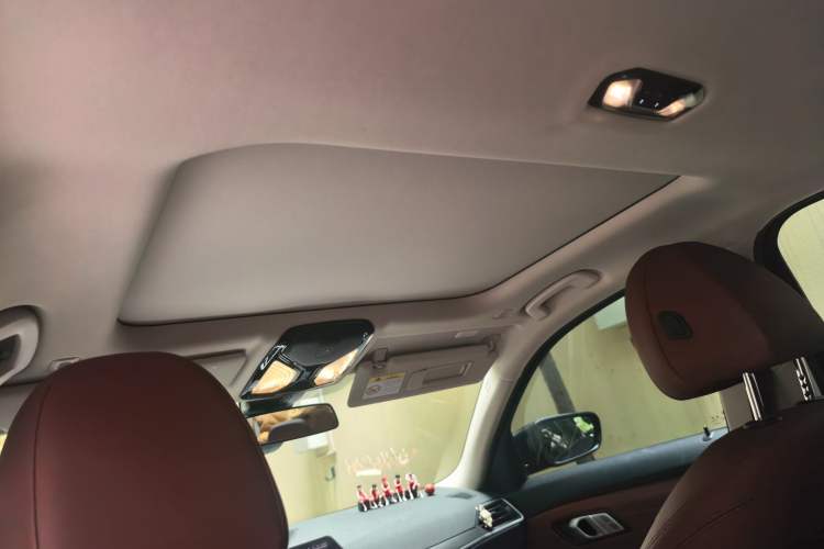Used BMW 3 Series 2022 325i M Sport Package Headliner