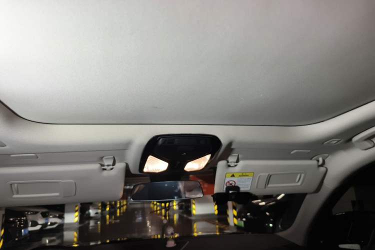 Used BMW 3 Series 2022 325i M Sport Night Edition Package Headliner
