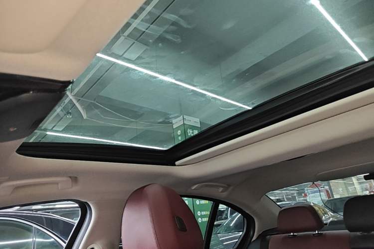 Used BMW 3 Series 2022 325i M Sport Night Edition Package Headliner
