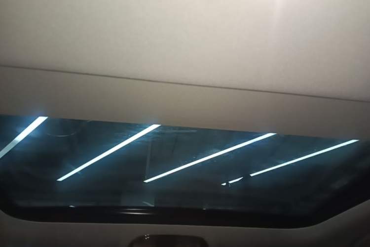 Used BMW 3 Series 2022 Revised 325i M Sport Night Edition Package Headliner