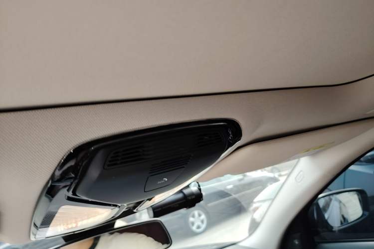 Used BMW 3 Series 2022 325Li M Sport Night Edition Package Headliner