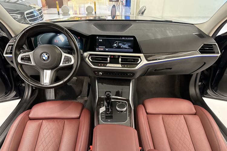 Used BMW 3 Series 2022 325Li M Sport Package Interior 1