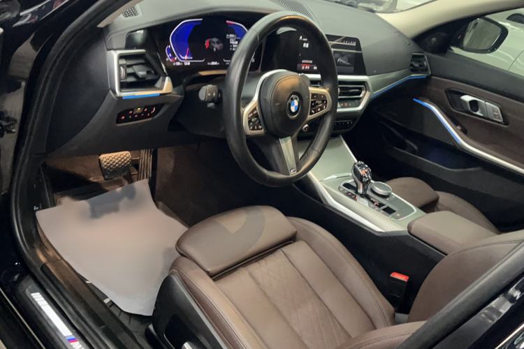Used BMW 3 Series 2022 Restyled 325Li M Sport Night Edition Package Interior 1