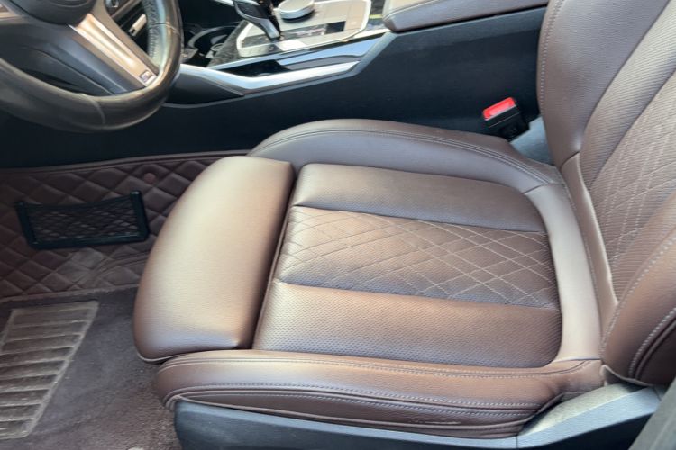 Used BMW 3 Series 2022 Restyled 320Li M Sport Package Interior 1