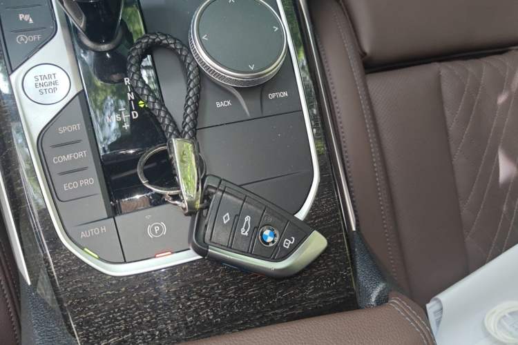 Used BMW 3 Series 2022 Updated 325Li M Sport Package Interior 1