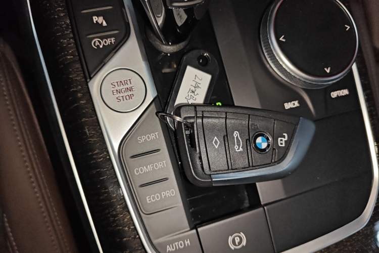 Used BMW 3 Series 2022 325Li M Sport Package Interior 1