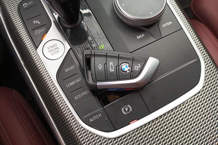 Used BMW 3 Series 2022 325i M Sport Night Edition Package Interior 1